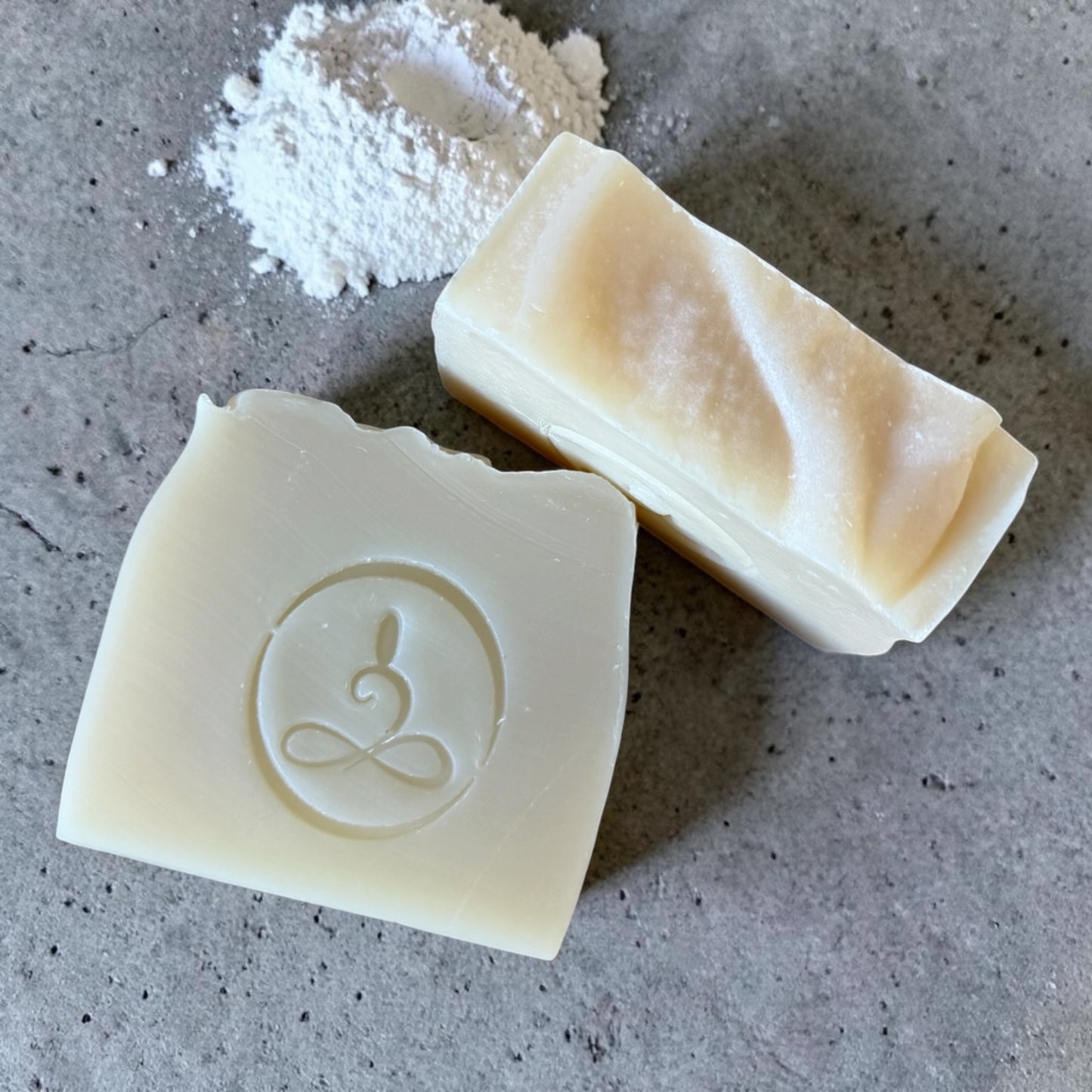 Earthly Essentials Alba • White Clay Soap with Kaolin • 110g